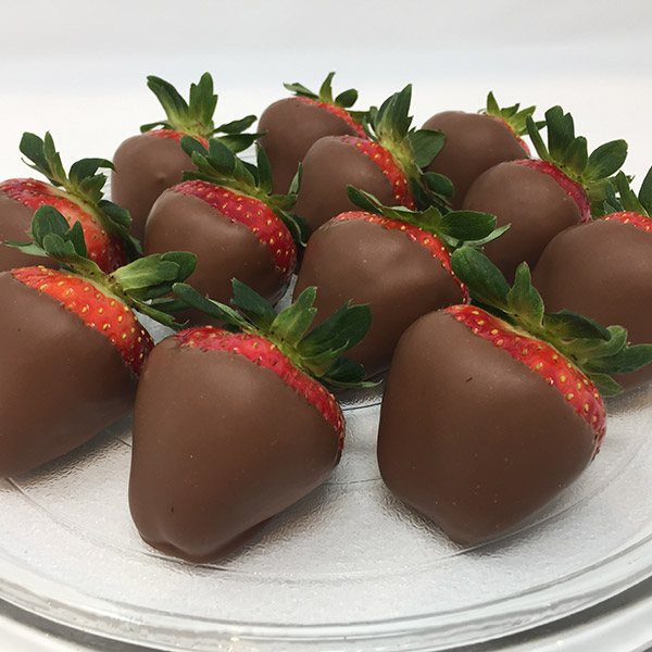 12 Chocolate Covered Strawberries (Plain) | Maumee Valley Chocolate and ...